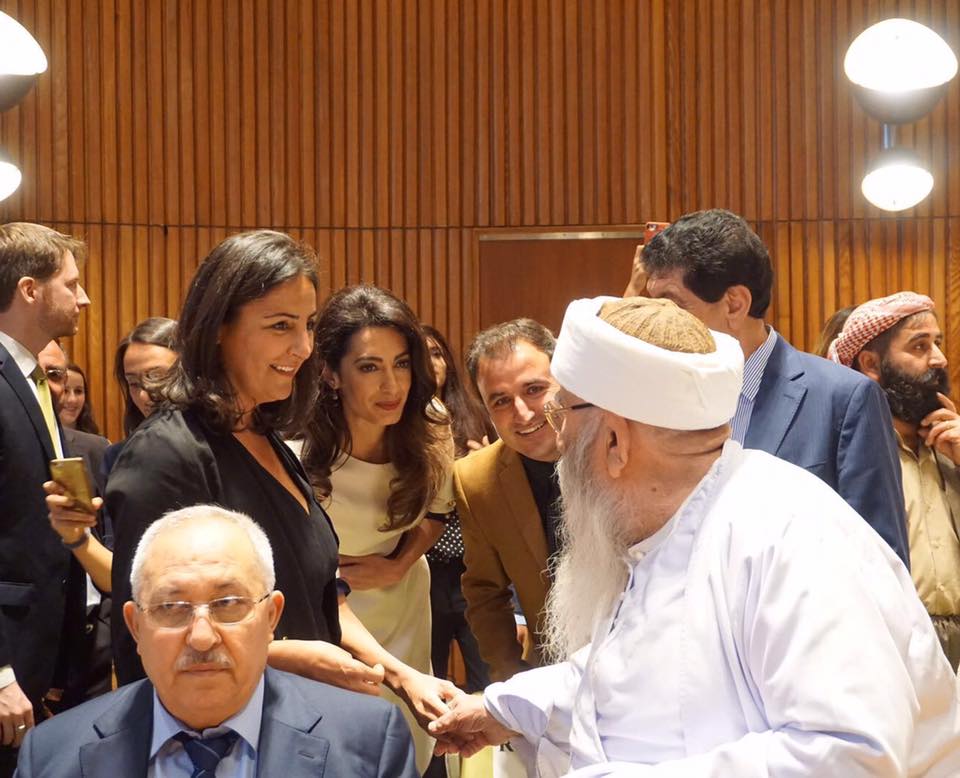 بمساعدة من اصبحت نادية مراد سفيرة؟